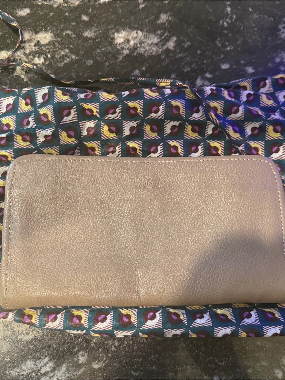 Sseko Beige Leather Zip-Around Wallet